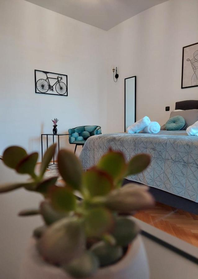 Studio Apartman Kiara Задар Екстериор снимка